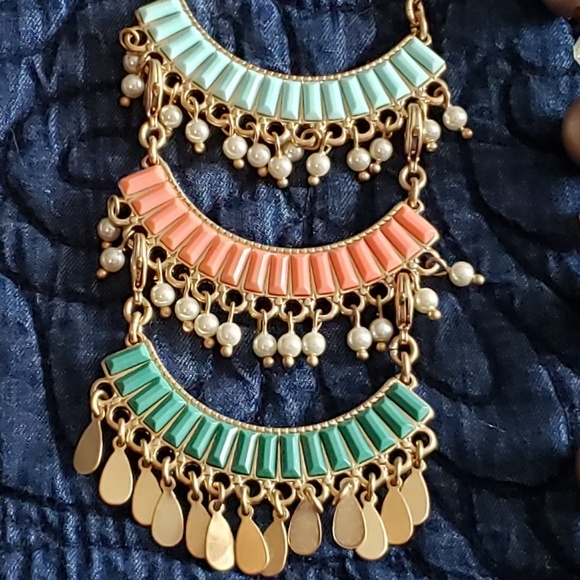 Reversible Fiesta Gold Necklace Premier Designs - Picture 6 of 9